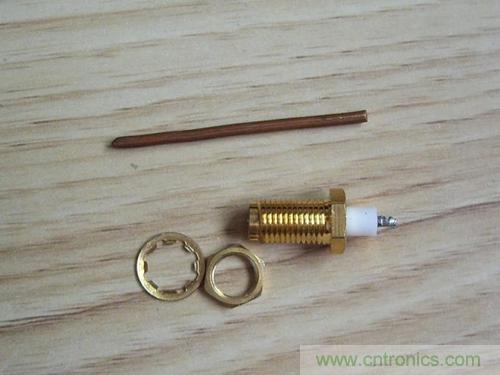 最簡單使用的天線——罐頭天線，可做正饋大鍋饋源！ 