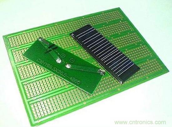 微型太陽能供電板DIY，給手電筒收音機供電
