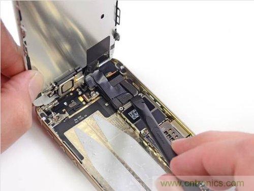 土豪金iPhone 5S拆解：內(nèi)部結(jié)構(gòu)升級(jí)，維修難度增加