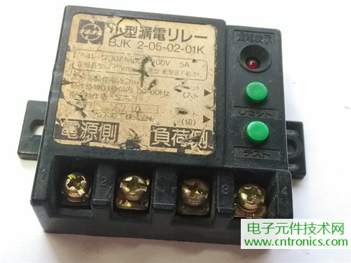 漏電保護(hù)器拆解：結(jié)構(gòu)有差異，做工不錯(cuò)