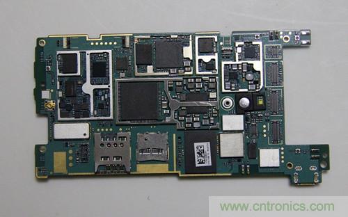 拆解4G新機索尼M35t：用料十足，易于維修
