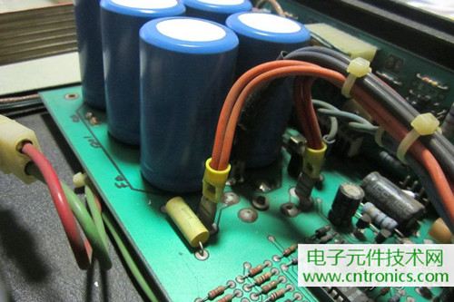 用料很給力！專業(yè)后級(jí)功放美國高峰FA1201拆解