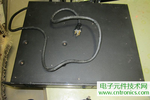 用料很給力！專業(yè)后級(jí)功放美國高峰FA1201拆解
