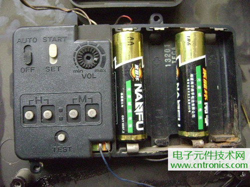 拆個老古董，日本精工石英電子掛鐘拆解