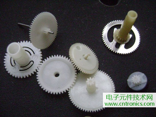 拆個老古董，日本精工石英電子掛鐘拆解
