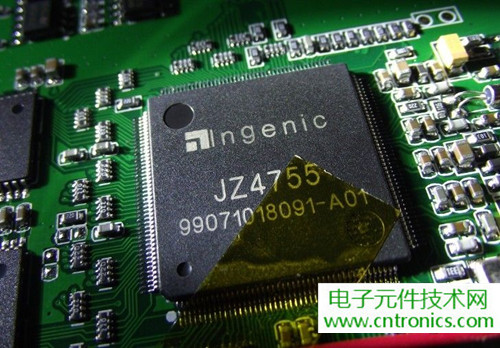 探秘電子紙！一款電紙書的電子墨水屏拆解