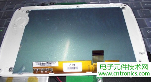 探秘電子紙！一款電紙書的電子墨水屏拆解