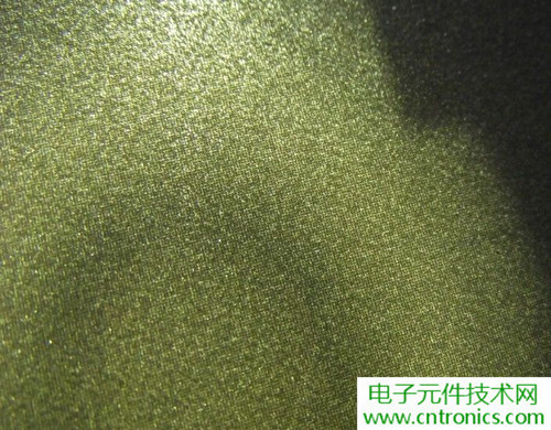 探秘電子紙！一款電紙書的電子墨水屏拆解