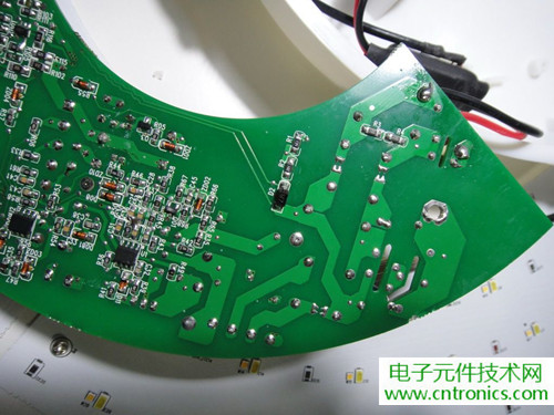 高端大氣上檔次！智能遙控調(diào)光LED吸頂燈拆解