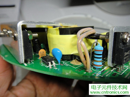 高端大氣上檔次！智能遙控調(diào)光LED吸頂燈拆解