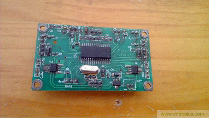 牛人力作！PCB版藍牙智能小車DIY