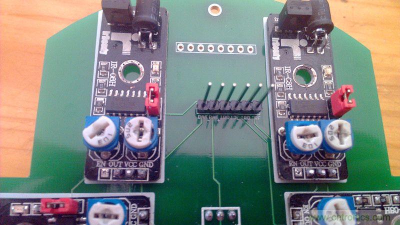 牛人力作！PCB版藍牙智能小車DIY
