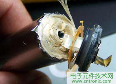 筆記本電池拆解，探秘電池內(nèi)部結(jié)構(gòu)