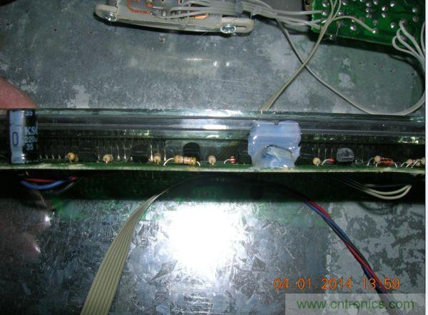巧奪天工！大神利用山寨功放為高性價比逆變器“穿新衣”