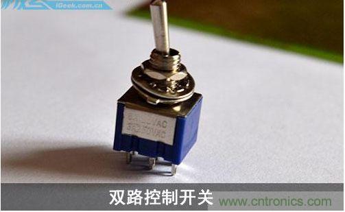 DIY：自制超炫音頻分配器，實(shí)現(xiàn)音箱共用