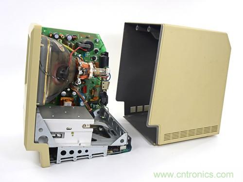 拆！古董級Macintosh 128K電腦