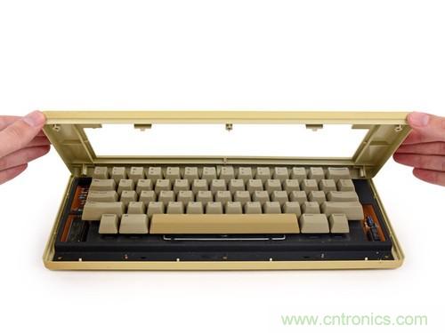 拆！古董級Macintosh 128K電腦