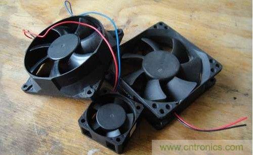 創(chuàng)意DIY！迷你風(fēng)力發(fā)電機(jī)！