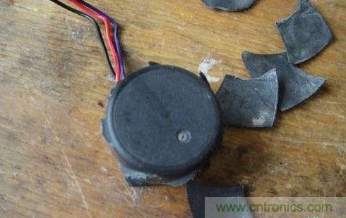 創(chuàng)意DIY！迷你風(fēng)力發(fā)電機(jī)！
