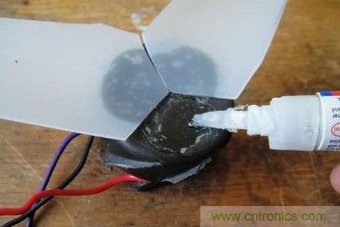 創(chuàng)意DIY！迷你風(fēng)力發(fā)電機(jī)！
