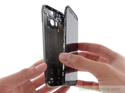 牛人強(qiáng)拆！新HTC One(M8)真機(jī)精密做工難修理