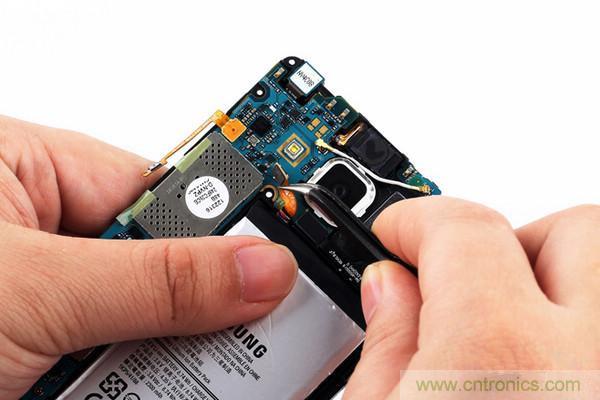 拆解狂魔荼毒新機三星金屬Galaxy A5，看槽點在何方？