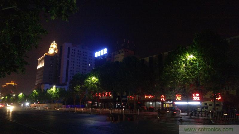 無邊框的 nubia Z9 ，一款既有驚喜，又有驚艷的智能手機(jī)