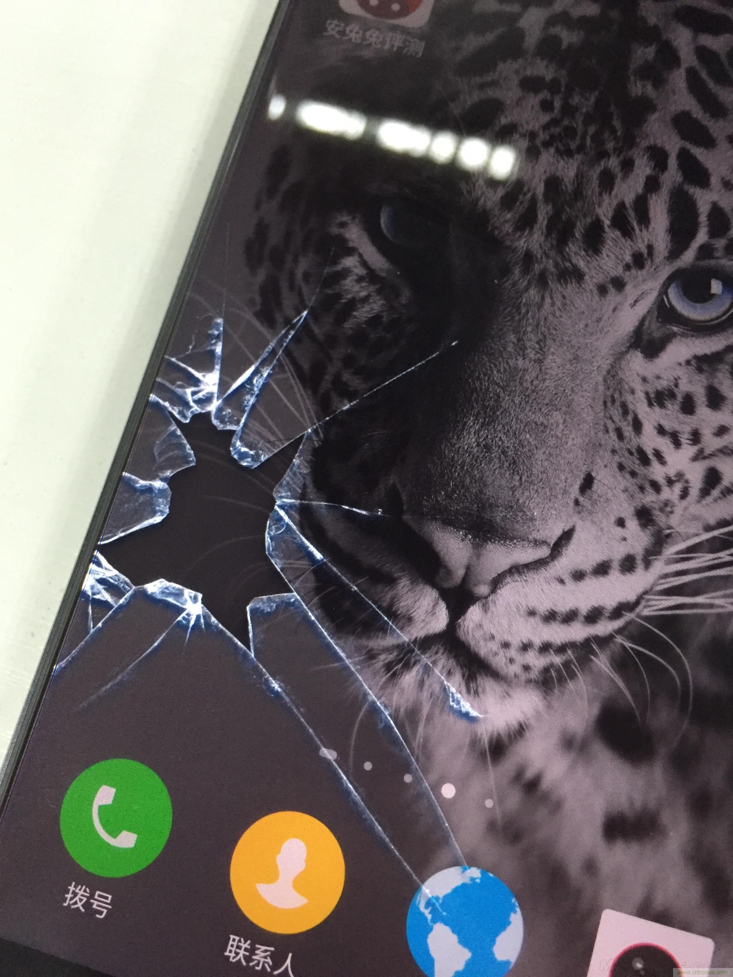 無邊框的 nubia Z9 ，一款既有驚喜，又有驚艷的智能手機(jī)
