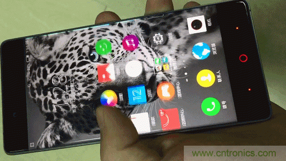 無邊框的 nubia Z9 ，一款既有驚喜，又有驚艷的智能手機(jī)