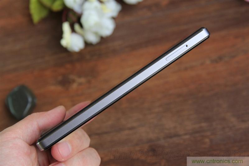 無邊框的 nubia Z9 ，一款既有驚喜，又有驚艷的智能手機(jī)