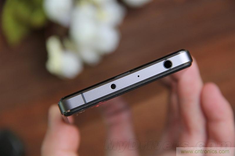 無邊框的 nubia Z9 ，一款既有驚喜，又有驚艷的智能手機(jī)