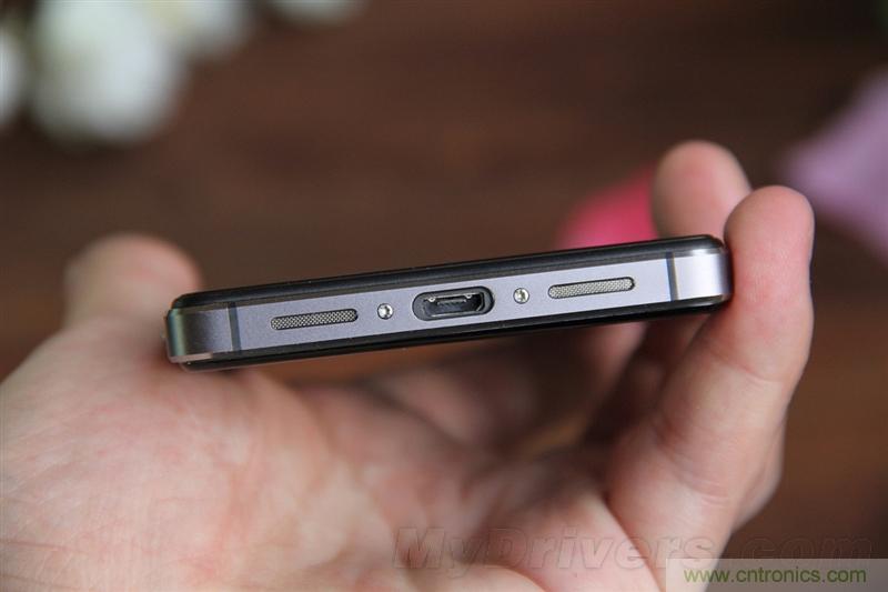 無邊框的 nubia Z9 ，一款既有驚喜，又有驚艷的智能手機(jī)