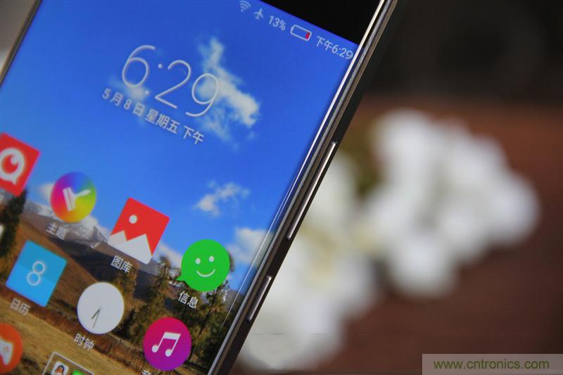 無邊框的 nubia Z9 ，一款既有驚喜，又有驚艷的智能手機(jī)