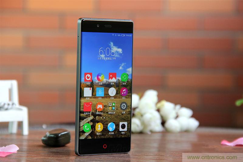 無邊框的 nubia Z9 ，一款既有驚喜，又有驚艷的智能手機(jī)