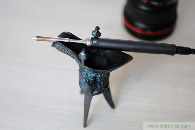 一款能喚起 70 后工程師朋友“童年趣事”的迷你電烙鐵！
