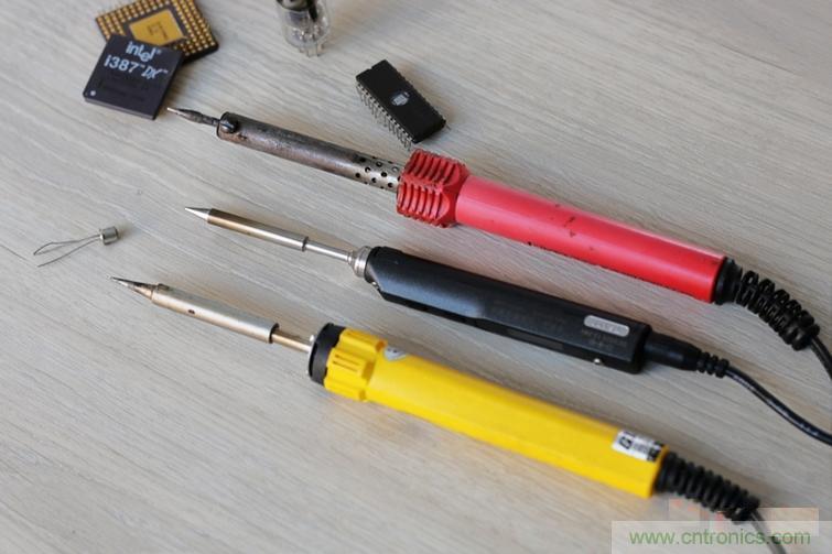 一款能喚起 70 后工程師朋友“童年趣事”的迷你電烙鐵！