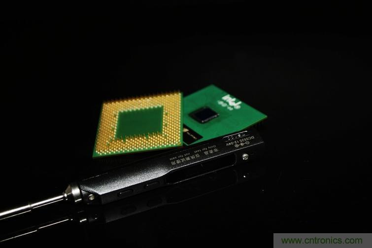 一款能喚起 70 后工程師朋友“童年趣事”的迷你電烙鐵！