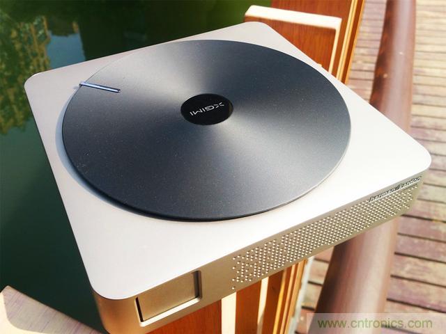 無屏電視時代已然來臨，客廳你做好準備了嗎？