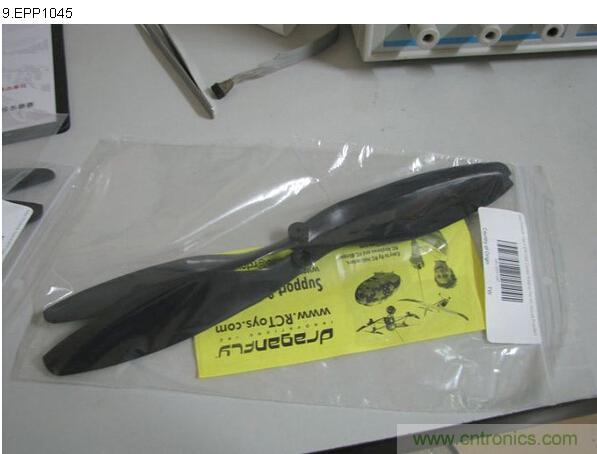 無人機 DIY 制作全過程，酷得不要不要的！