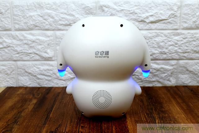 “爸爸再不陪我，我就長(zhǎng)大了”——小騰機(jī)器人