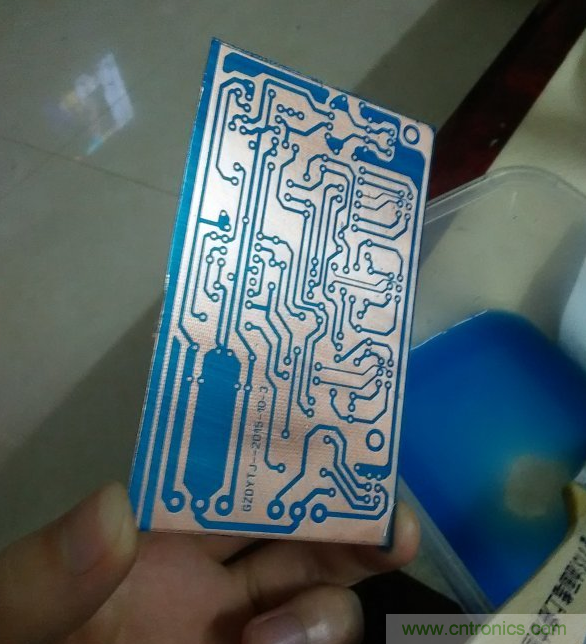 嘗試了四次PCB制作， 最后一發(fā)算是成功了