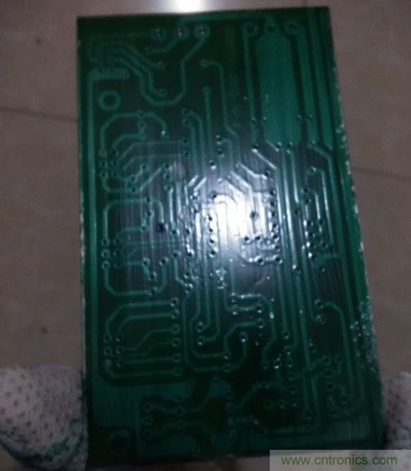 嘗試了四次PCB制作， 最后一發(fā)算是成功了
