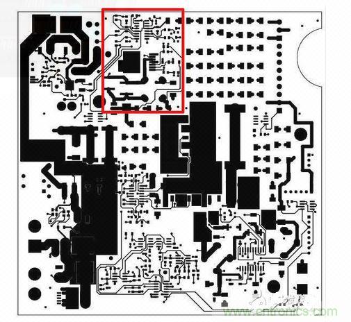 這是自動測試設(shè)備的PCB，因為事先了解過那顆SEPIC轉(zhuǎn)換器（以紅框標(biāo)示），我的設(shè)計第一次就成功。