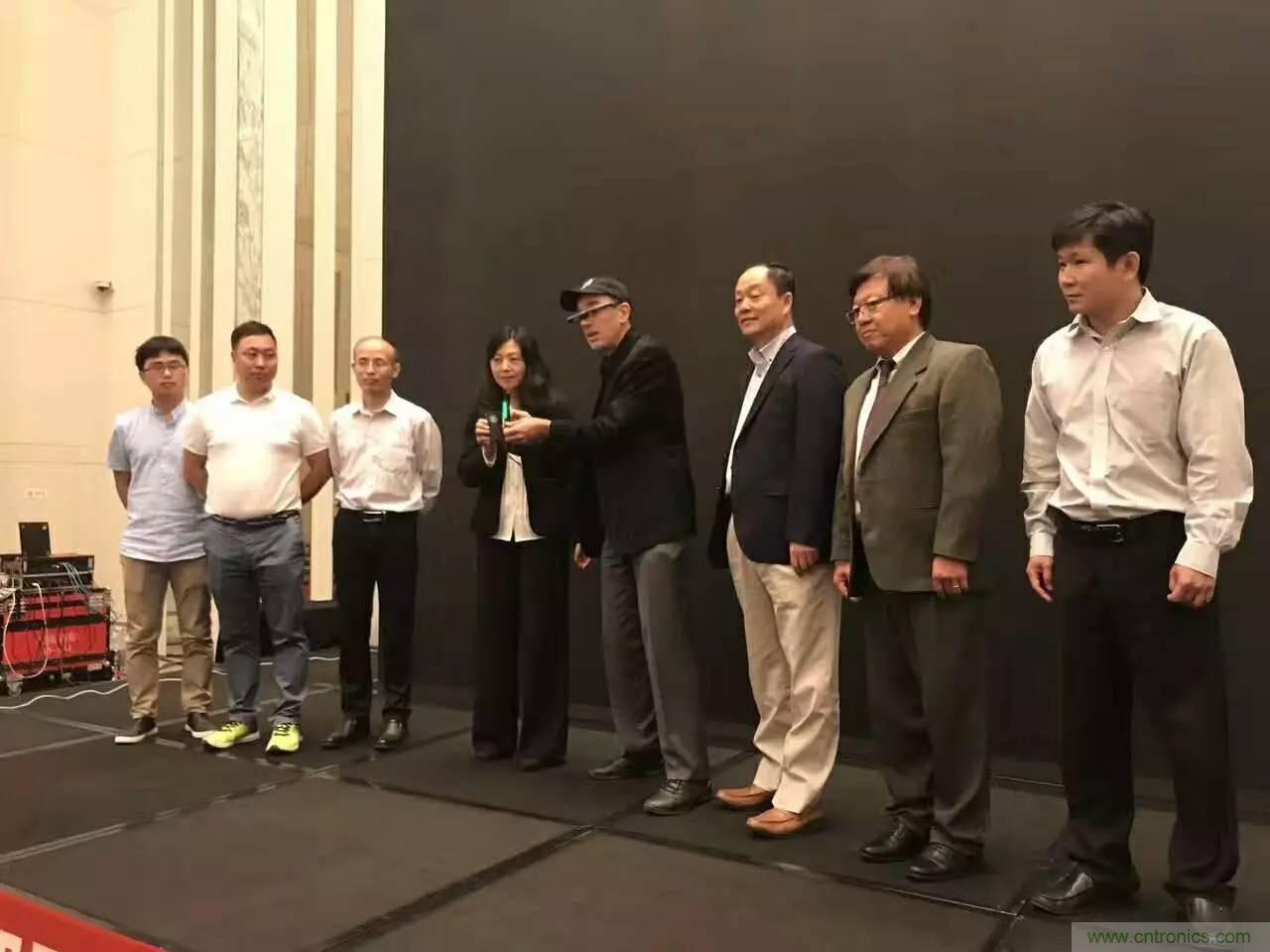 深圳要聞|全球可穿戴之父Steve Mann來(lái)深圳了！2017深圳智能穿戴,VR/AR前沿技術(shù)論壇暨開發(fā)者交流酒會(huì)