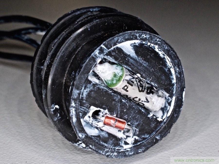 電磁爐里都用了哪些元器件？