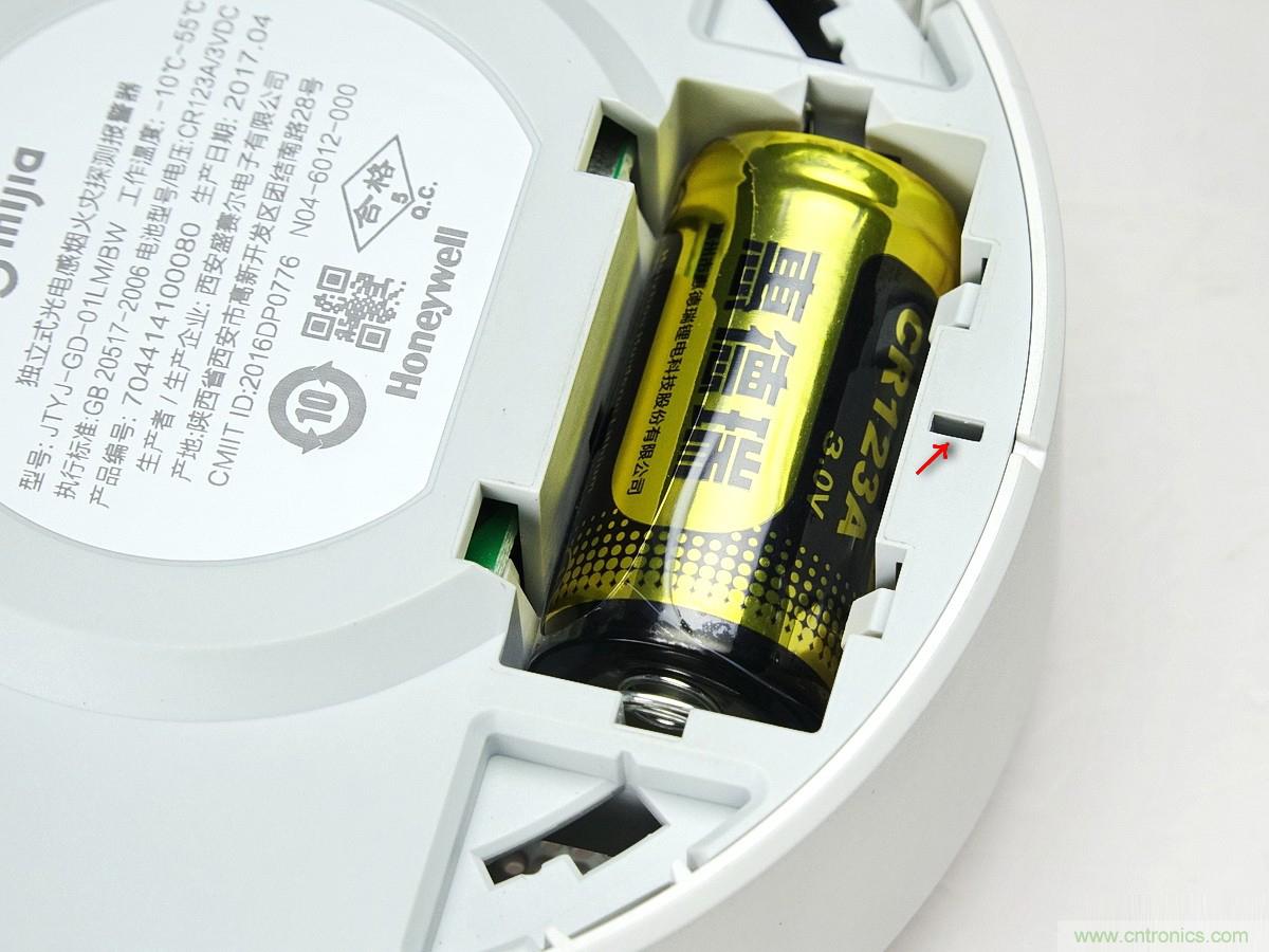 小米煙霧報警器拆解：一顆電池可用五年是如何做到的？