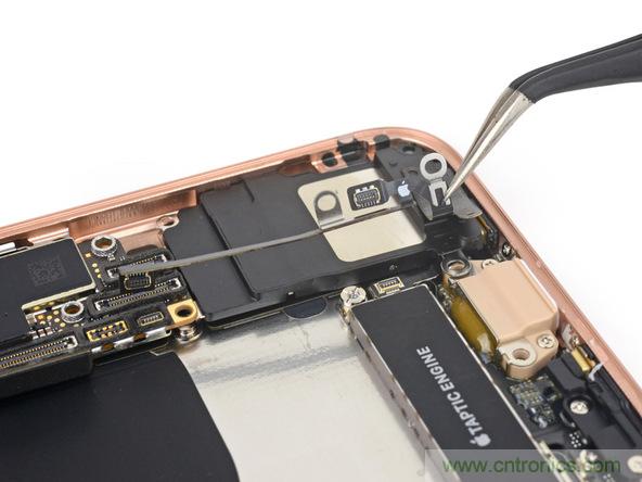 iPhone 8首拆：無線充電版本的iPhone 7？