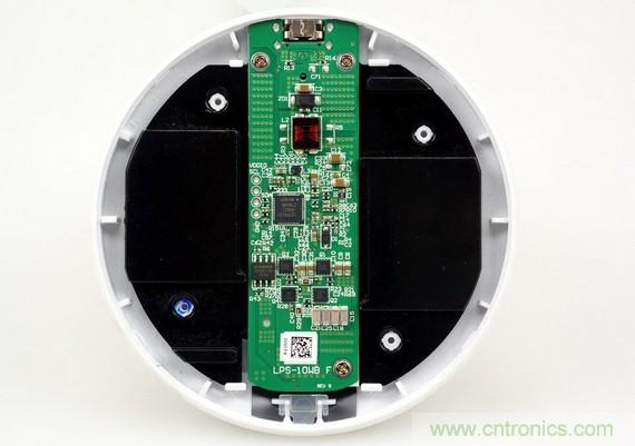 拆解對(duì)比：系出同門(mén)，小米、紫米無(wú)線充電器的差別有多大？