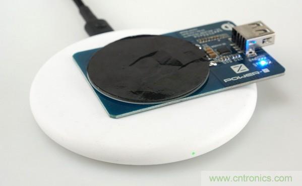拆解對(duì)比：系出同門(mén)，小米、紫米無(wú)線充電器的差別有多大？