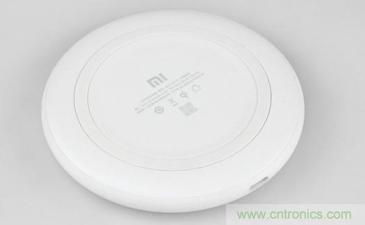 拆解對(duì)比：系出同門(mén)，小米、紫米無(wú)線充電器的差別有多大？